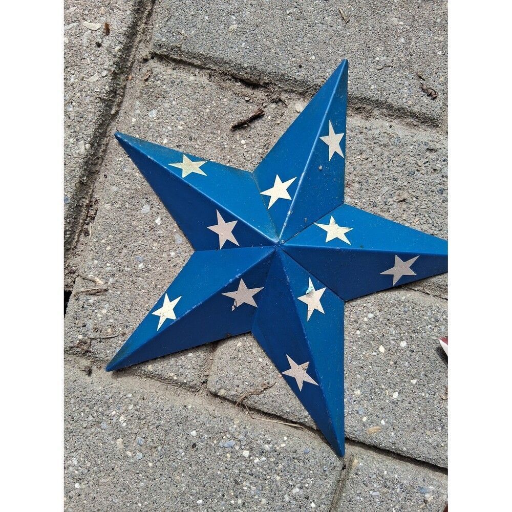 Set of 4 Metal Stars America Flag Americana Red White Blue - Picture 6 of 8